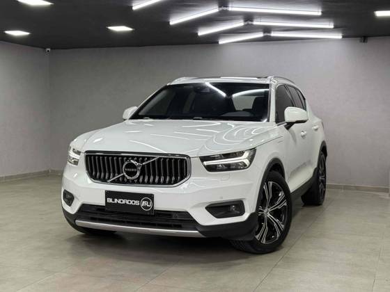 VOLVO XC40 1.5 T5 RECHARGE INSCRIPTION GEARTRONIC